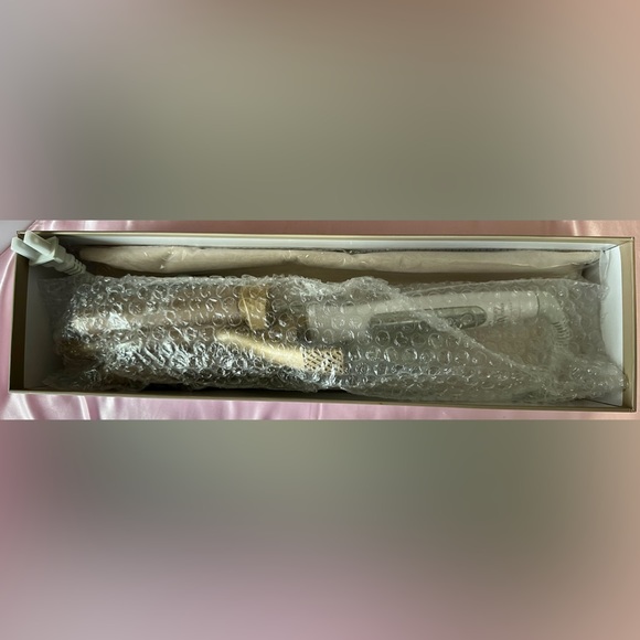 💛FINAL SALE💛✨HOST PICK✨ The Waver 3 Barrel Hair Waver from Beauty Works NWOT - Picture 3 of 9